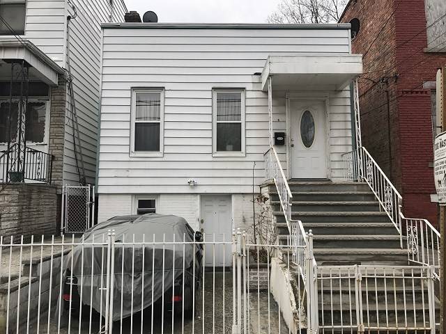 Well Maintained - 3 BR New Jersey