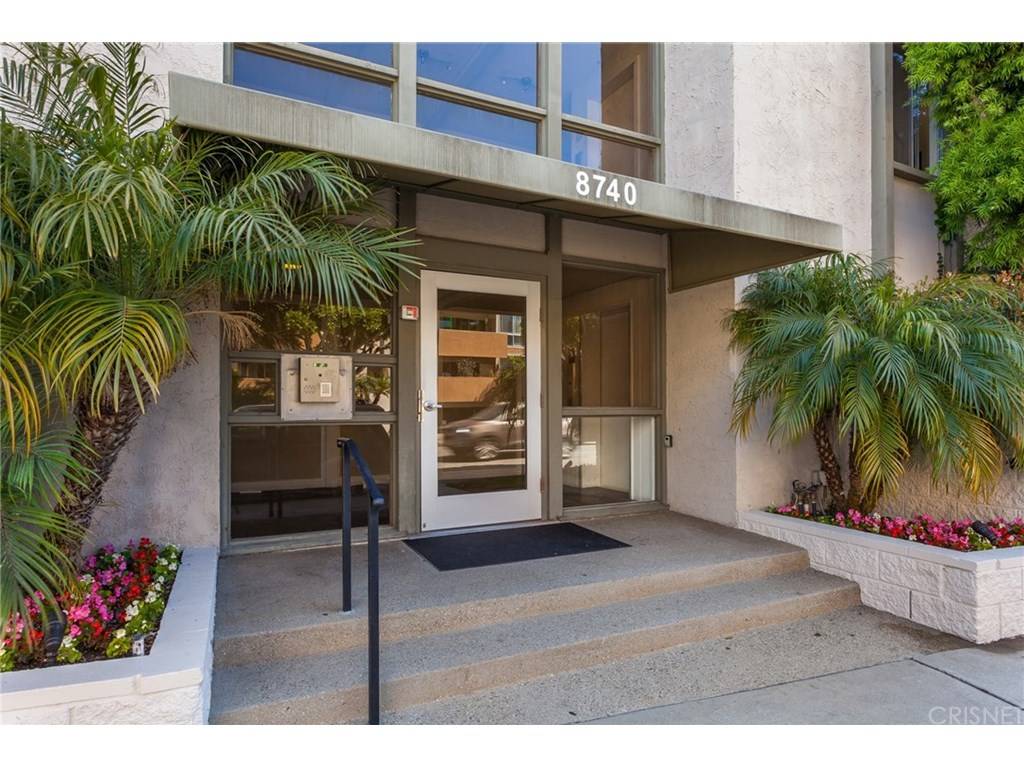 Come see this newly renovated - 1 BR Condo Playa Del Rey Los Angeles