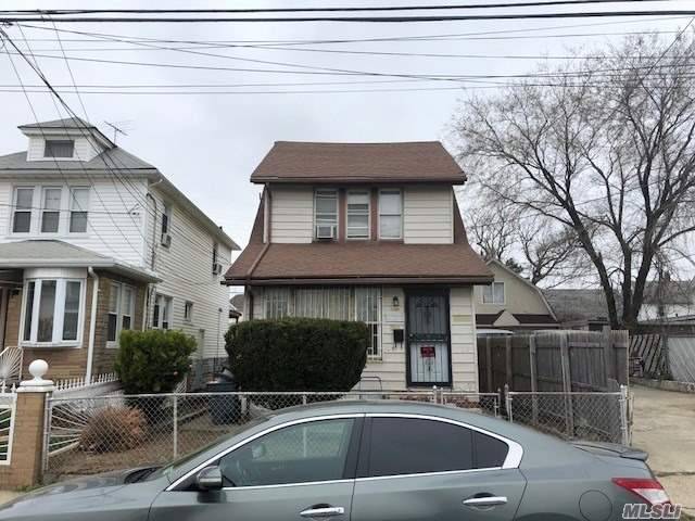 218th 4 BR House Jamaica LIC / Queens