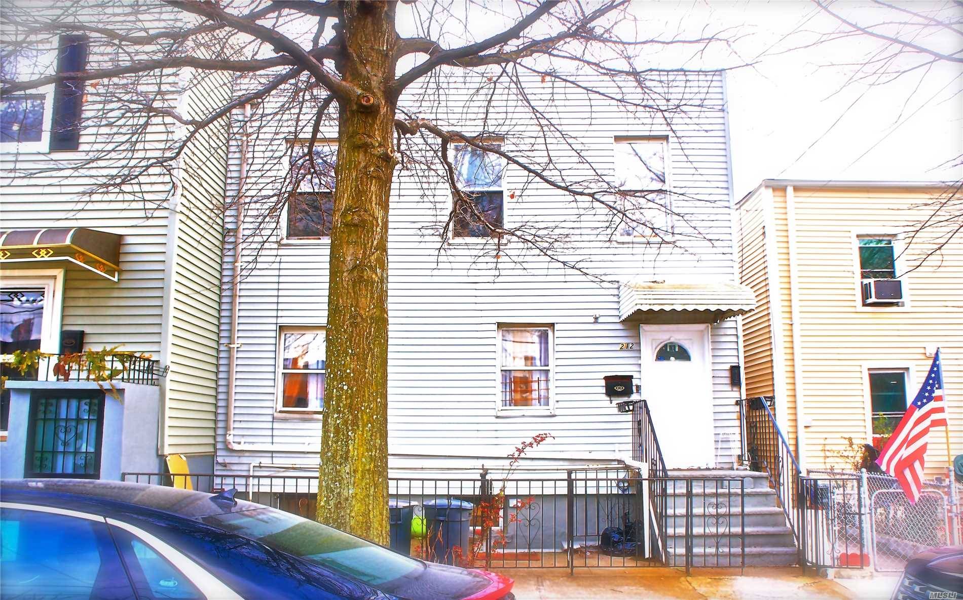 Eagle 4 BR House Greenpoint Brooklyn