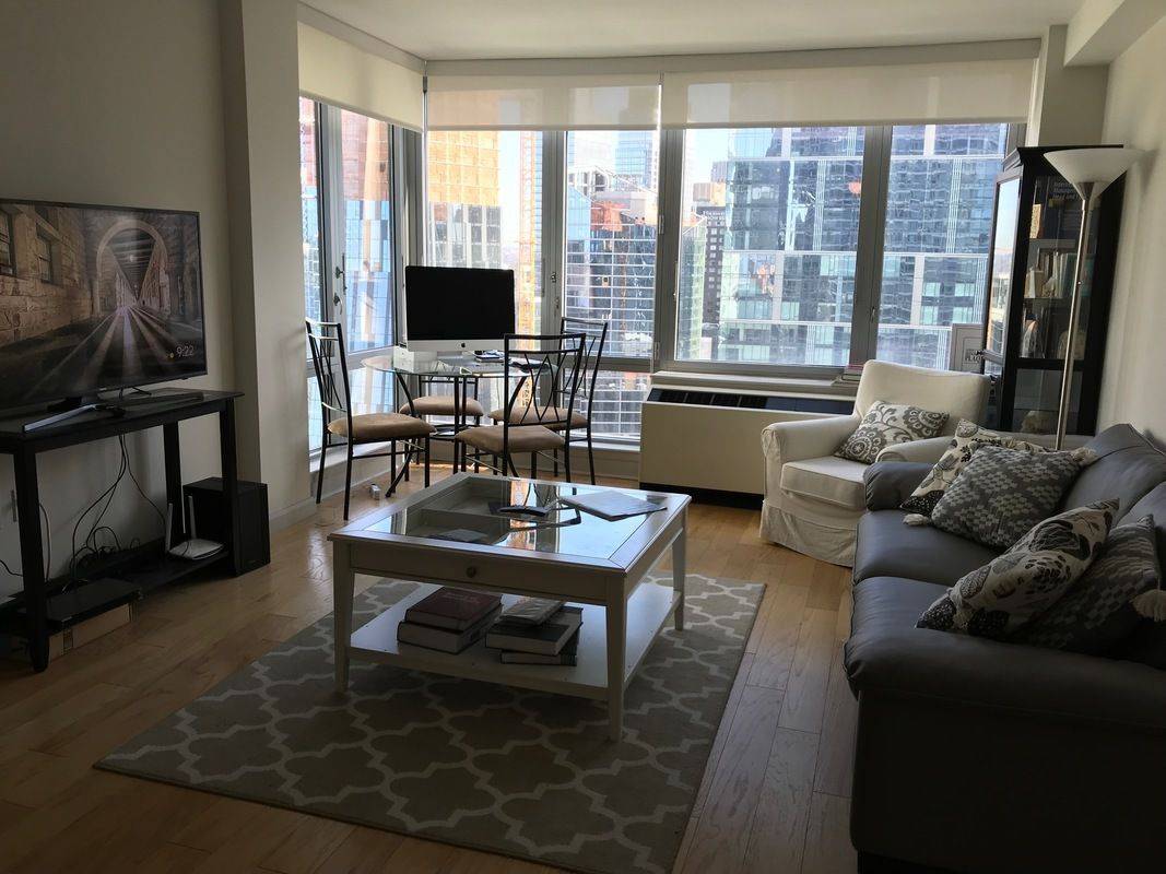 Spectacular 1 Bedroom 1 Bathroom in Midtown West's Hell's Kitchen in a Luxury Full Service Building *NO FEE*