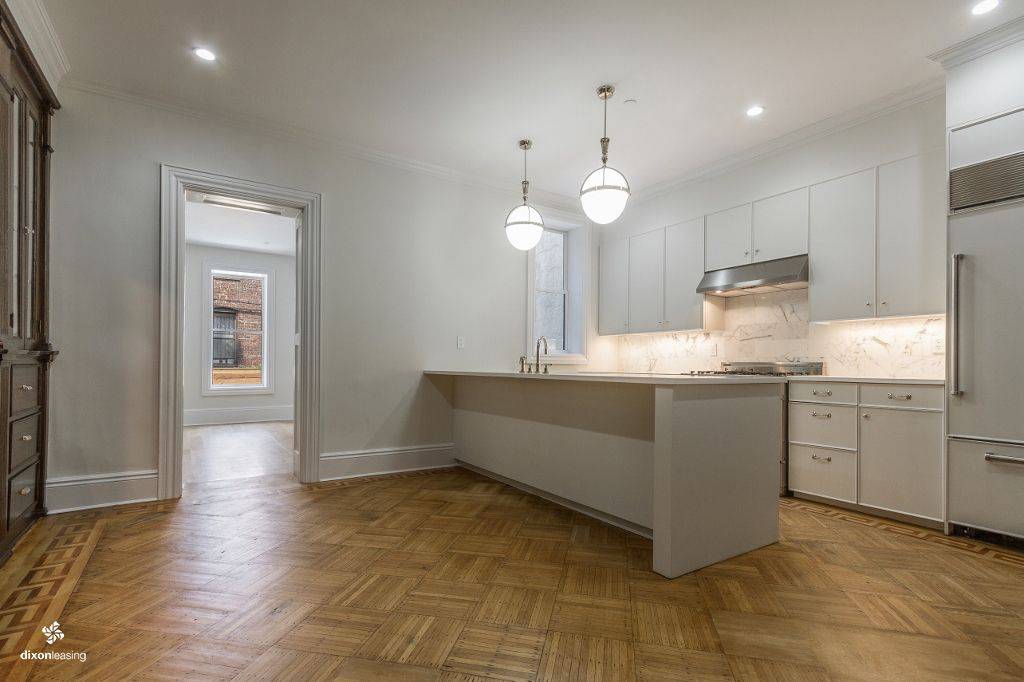 Brand New 4 Bedroom/4 Bathroom In A New Modern Private Townhouse In Park Slope!