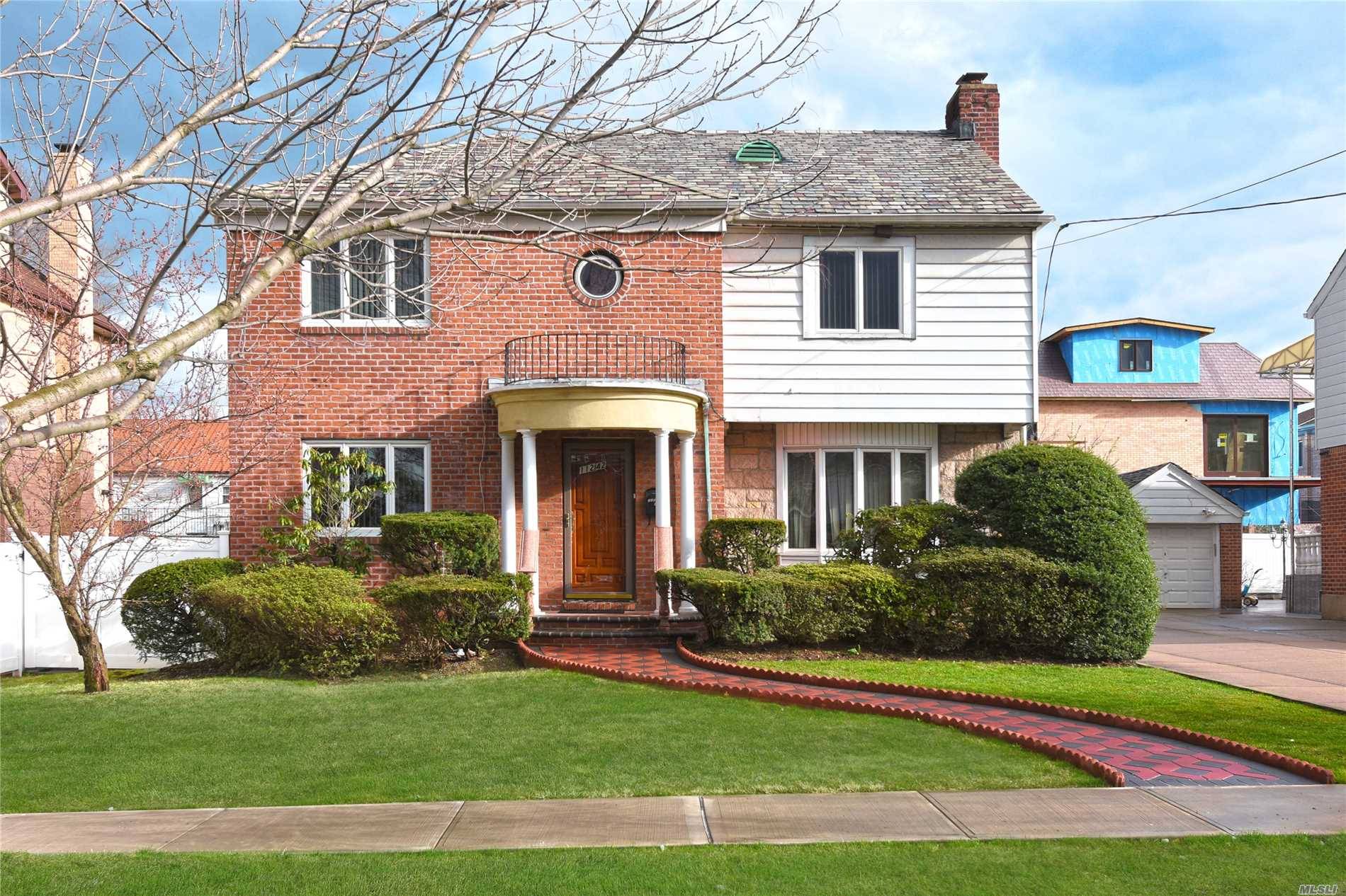 Beautiful Center Colonial Home In The Prestigious Cord Meyer Neighborhood Of Forest Hills.