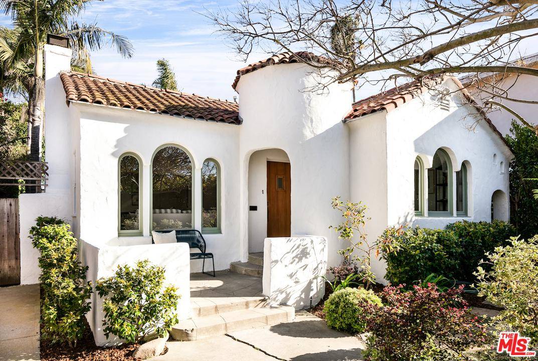 Stunning 1930's Spanish-style compound - 2 BR Single Family Venice Los Angeles