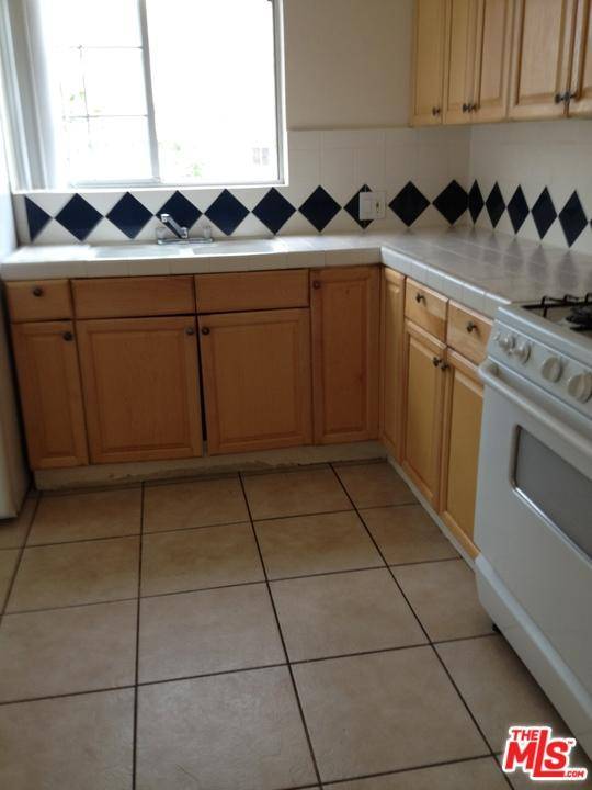 1 BR Single Family Beverlywood Los Angeles