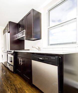 NO FEE 3 BEDROOM WITH PRIVATE ROOF AND WASHER/DRYER IN PRIME EAST VILLAGE ELEVATOR BUILDING