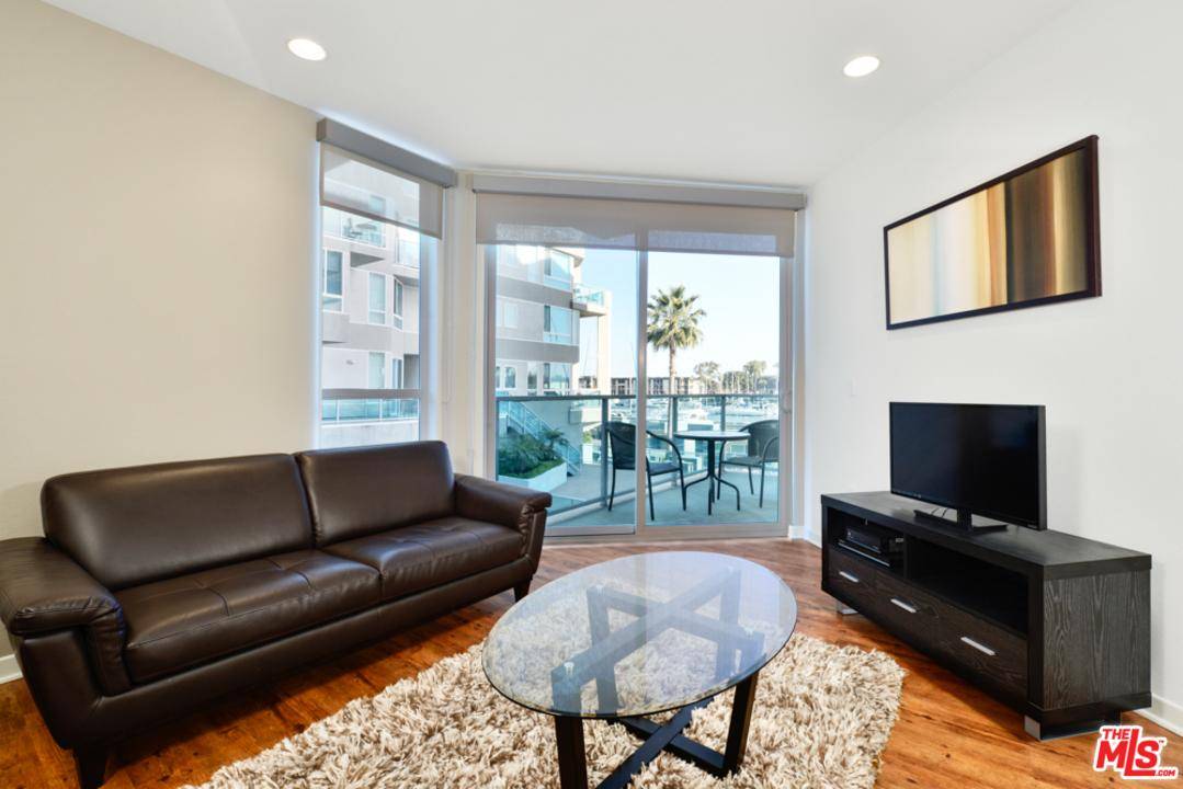 Well-planned studio located on the Marina - 1 BR Townhouse Marina Del Rey Los Angeles