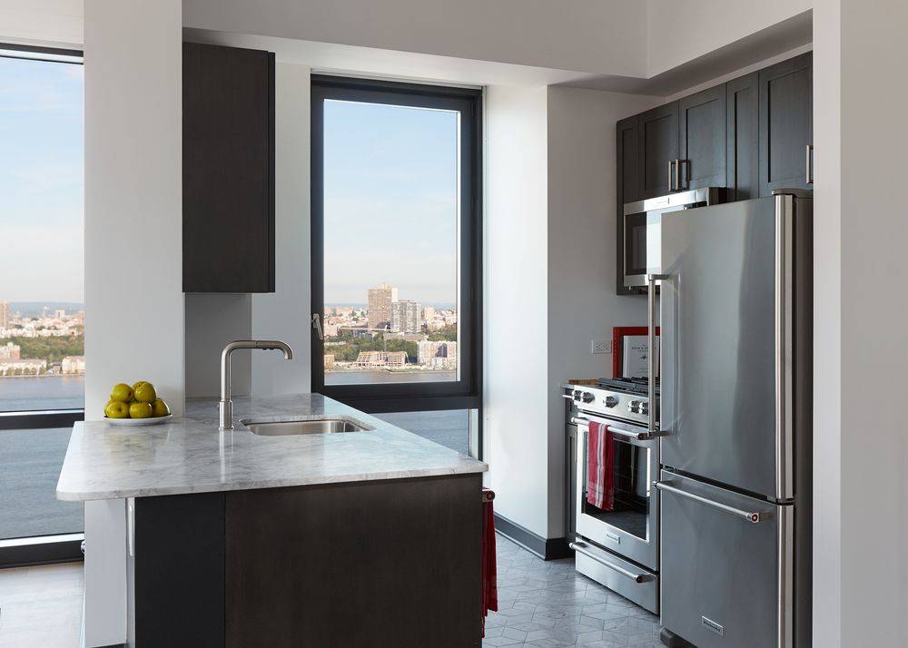 Amazing Upper West Side Penthouse, 1 Bedroom 1 Bath, Large Living Area,  Washer & Dryer, 2 Large WIC's, Floor to Ceiling Windows, River Views, Swimming Pool, No Fee