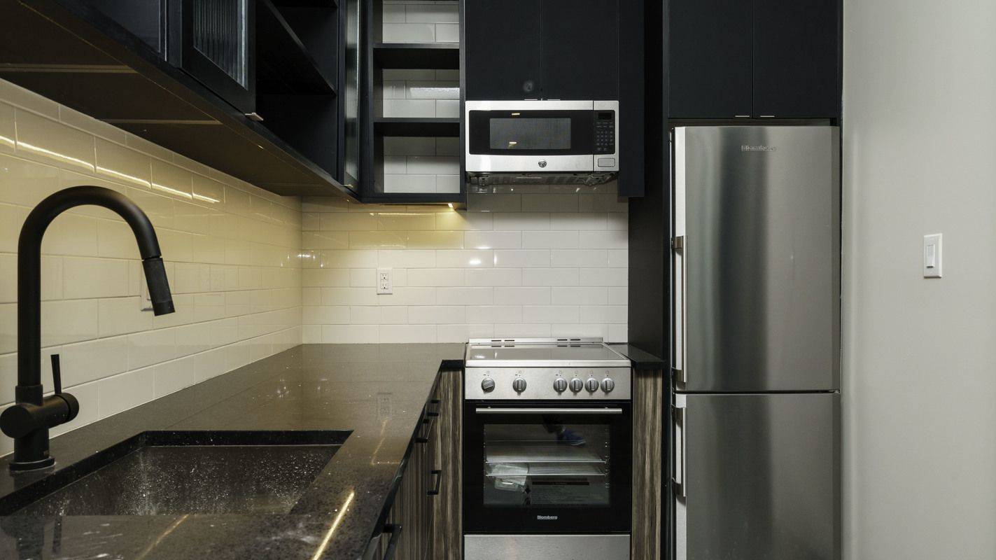 No Fee! Brand New 3 Bedroom/2 Bathroom Apartment In A New Development Building In Crown Heights!!