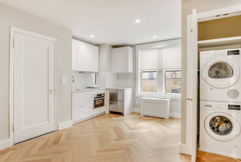 Newly Renovated Studio Apartment In Chelsea!