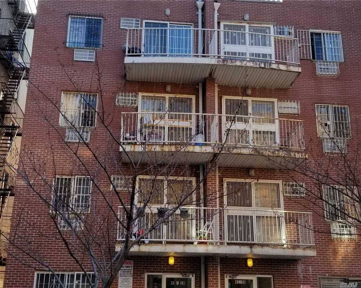 This Two Bedroom Condo Unit Converted From One Bedroom Condo In Woodside Is In Excellent Condition.