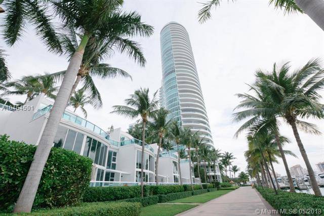 Lease this extraordinary Townhouse located on stylish & exclusive SoFi Miami Beach