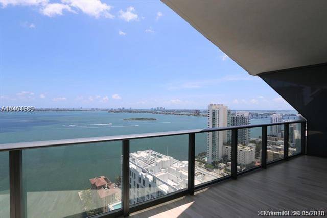Beautiful unit with unobstructed direct views of Biscayne Bay and Miami Beach