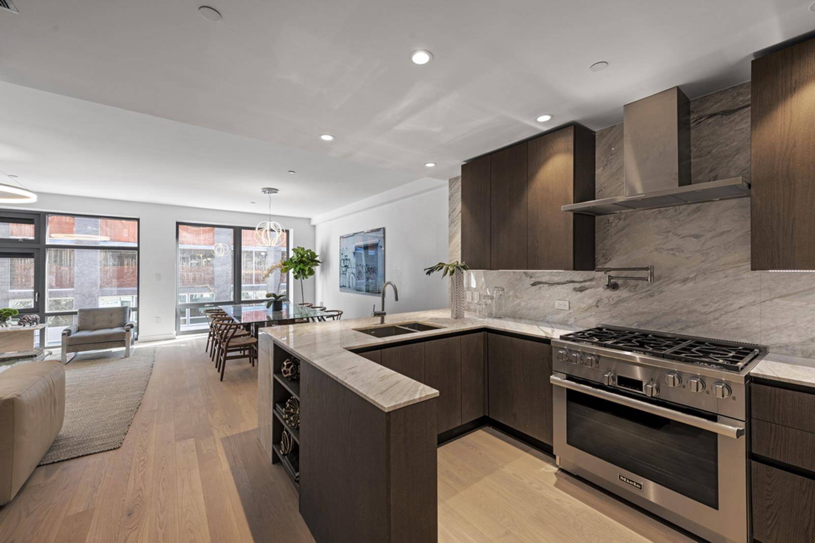 AUGUST 2018 OCCUPANCY Introducing THIRTEEN EAST WEST at 436 and 442 East 13th Street, the first residential building in New York City designed by world renowned architectural firm Tabanlioglu Architects, ...