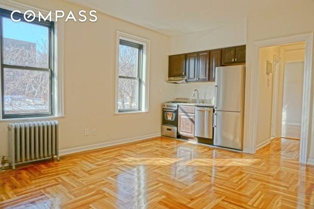 NO BROKER FEE AND ONE MONTH FREE, ACTUAL PRICE IS 1850 Step into this newly renovated spacious one bedroom apartment with pre war details on a beautiful tree lined street ...