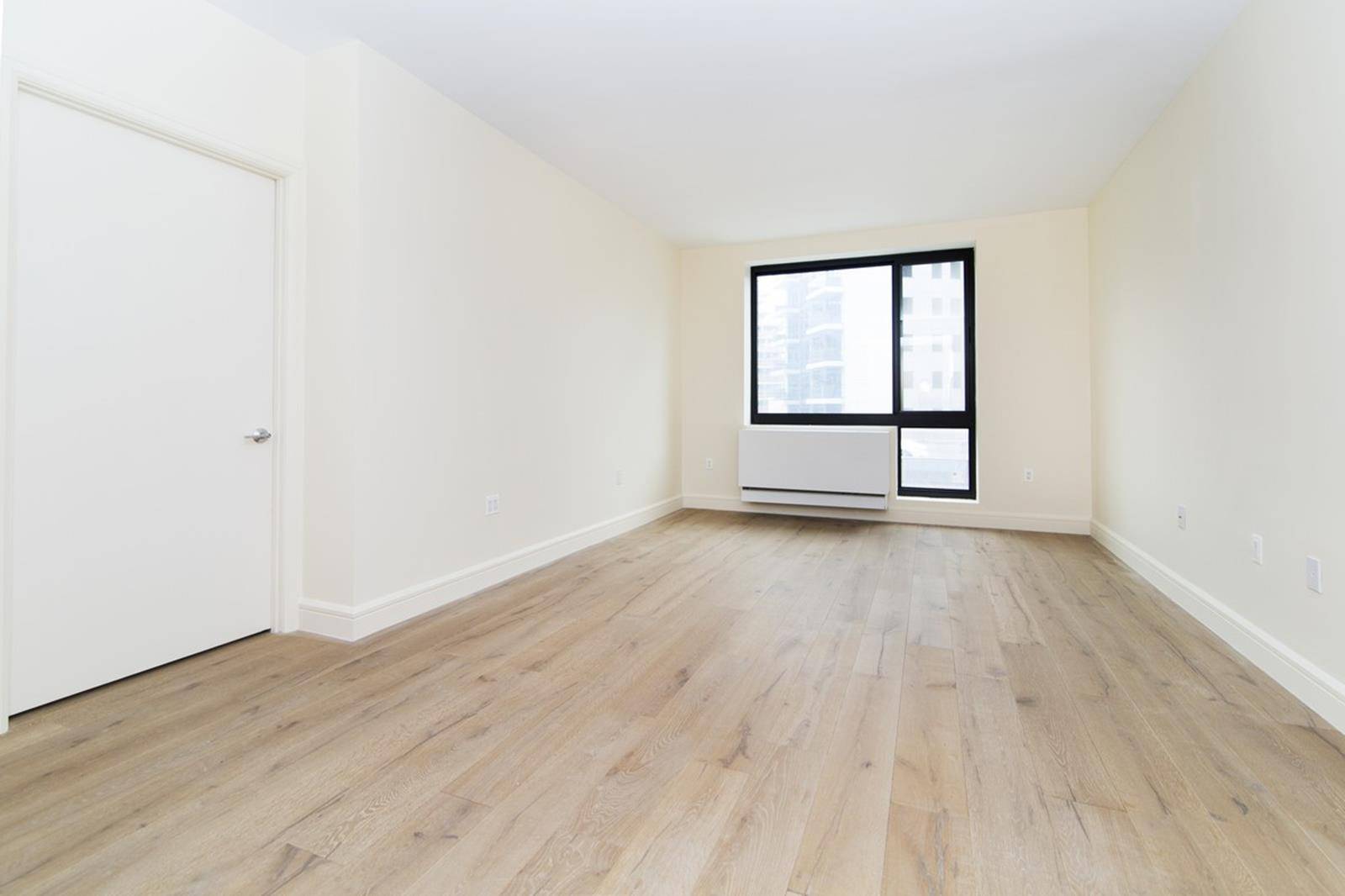 Immediate Occupancy 1 MONTH FREE WITH A 13 MONTH LEASE and NO BROKER FEE The Dutch offers the best of modern living in the heart of Long Island City.
