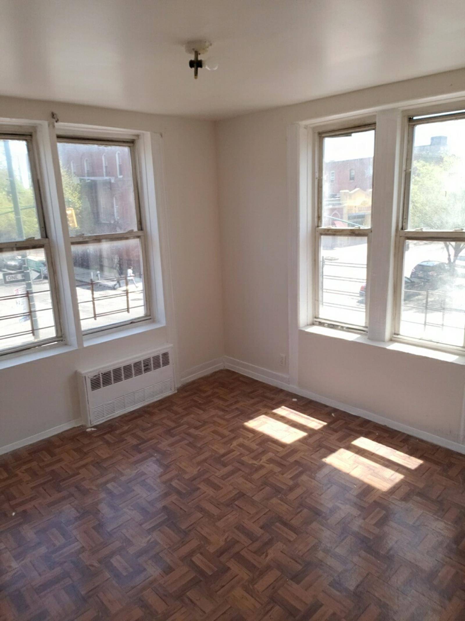 Spacious three bedroom apartment available in Prospect Lefferts Garden.