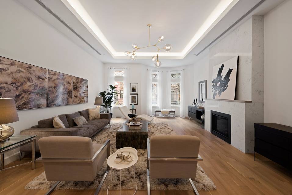 At 20 wide and over 8, 000 square feet of living space, 57 West 88th Street offers the quintessential Upper West Side single family experience.