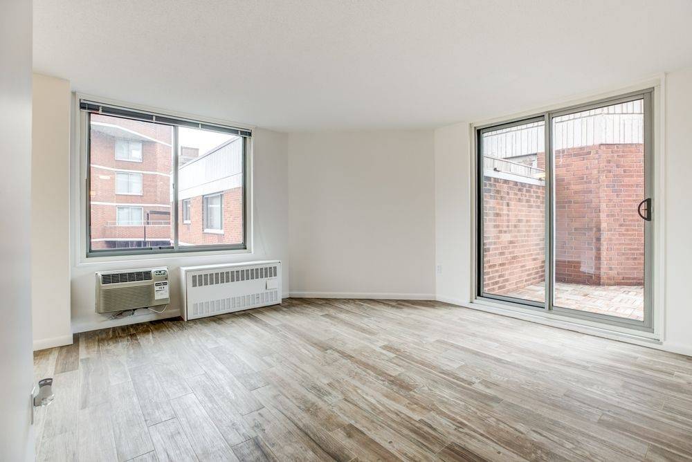 MidTown East 2 Bedroom Apartment With Option To Flex And Divide Into 3