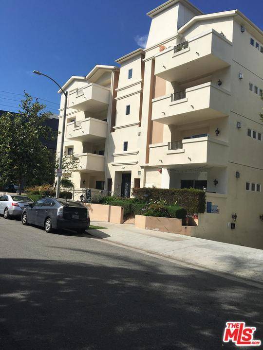 Available immediately - 2 BR Condo Westwood Los Angeles