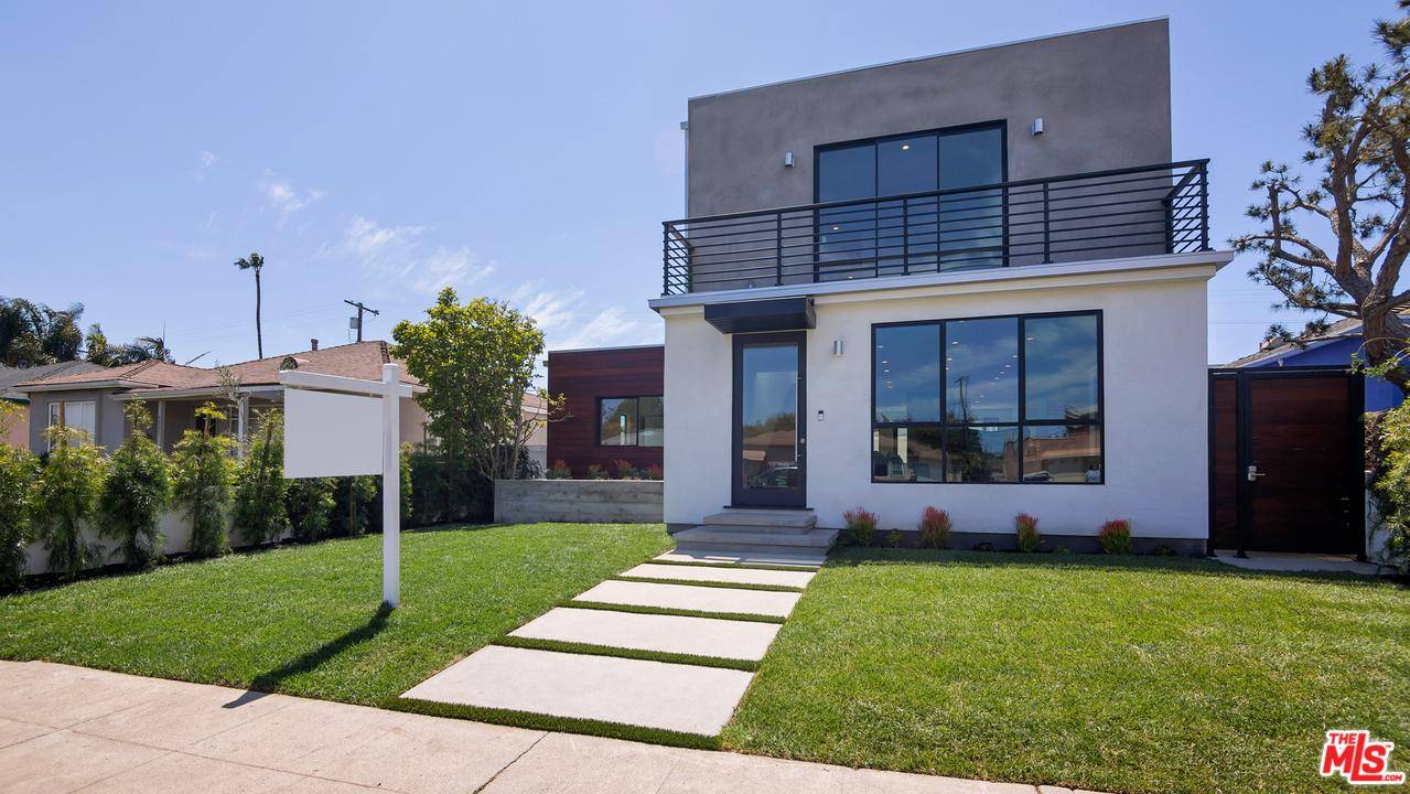 Magnificent new 2-story modern style home located on a very quiet street in prime Mar Vista