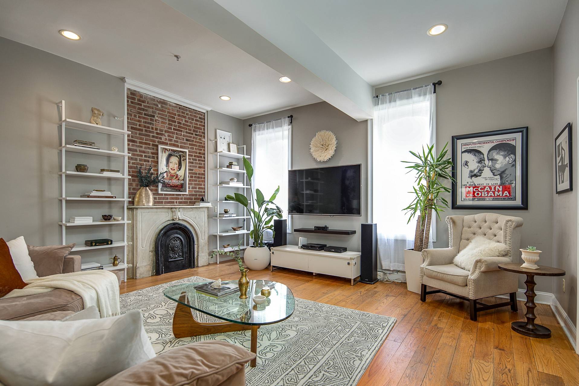 Open Concept 2 Bed/2.5 Bath Duplex Condo in Classic Downtown Jersey City Brick and Brownstone Townhouse
