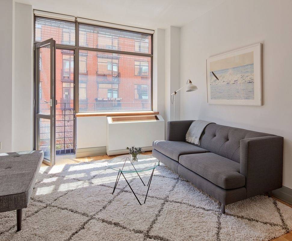 Best Priced Full Sized One Bedroom Private Balcony Great Closet Space and High Ceilings Downtown Brooklyn/Cobble Hill/Boerum Hill