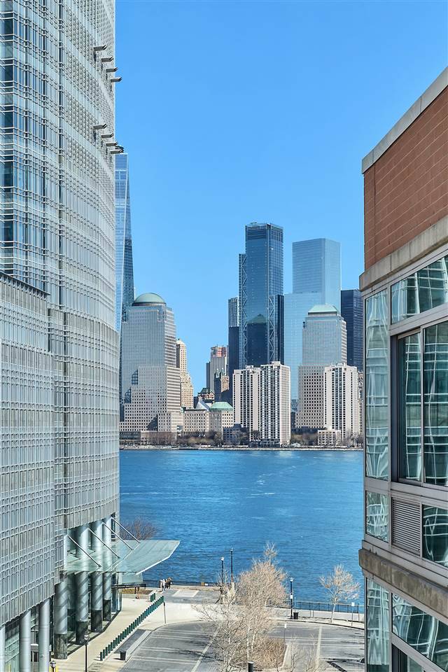 Spectacular waterfront Penthouse large 1BR/1BA in pristine “like-new” condition at Liberty Terrace