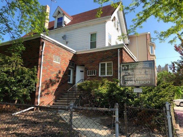 Jersey City Heights - Doctor's/Professional Office on ground floor with large waiting area