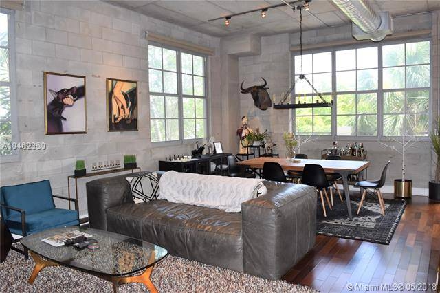 Incredible designed loft in FAT Village located in the heart of downtown Fort Lauderdale