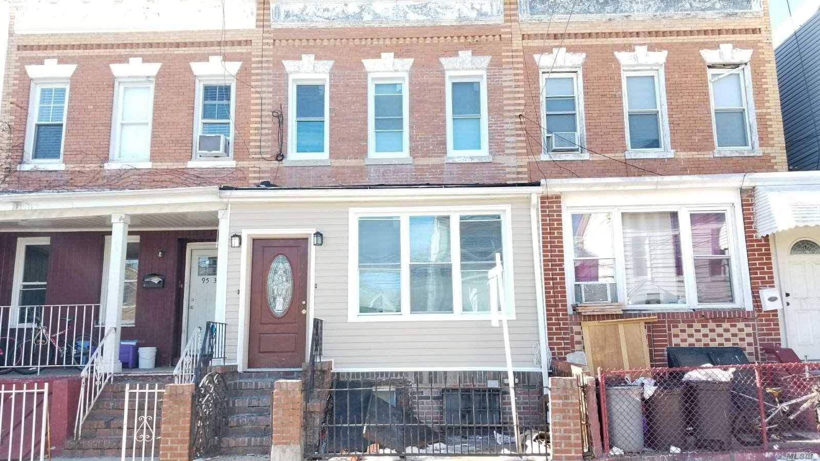 6 BR Multi-Family Woodhaven LIC / Queens