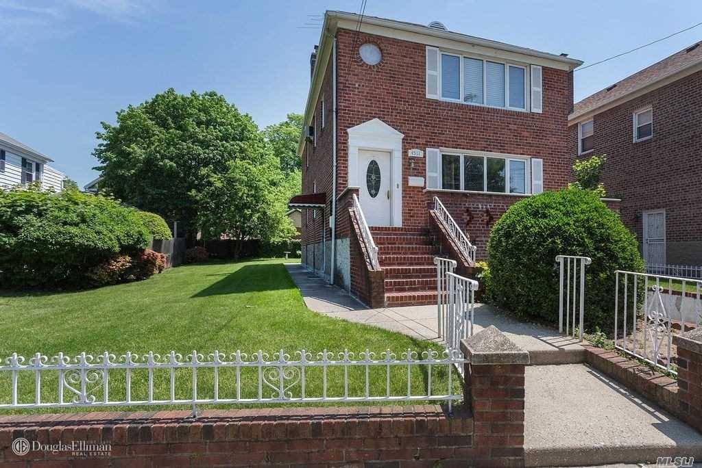 Full Renovated 1st Floor And Walkup Basement With Lot Of Windows And Separate Entrance .