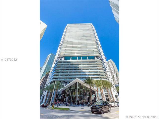 Professionally decorated and furnished 2bedroom / 2bathroom located in the prestigious Brickellhouse building