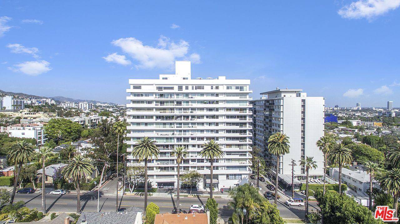Contemporary view condo at the remarkably transformed 838 Doheny