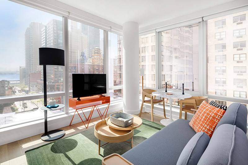 No Broker Fee + 1 Month Free Rent!!!  Limited Time Only!!!   Marvelous Murray Hill Studio Apartment with 1 Bath featuring a Swimming Pool and Rooftop Deck
