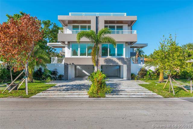 ISLAND LUXURY TOWNHOMES JUST COMPLETED IN 2018 - TROPICAL ISLE HOMES SUB 4 3 BR Tri-level Key Biscayne Florida
