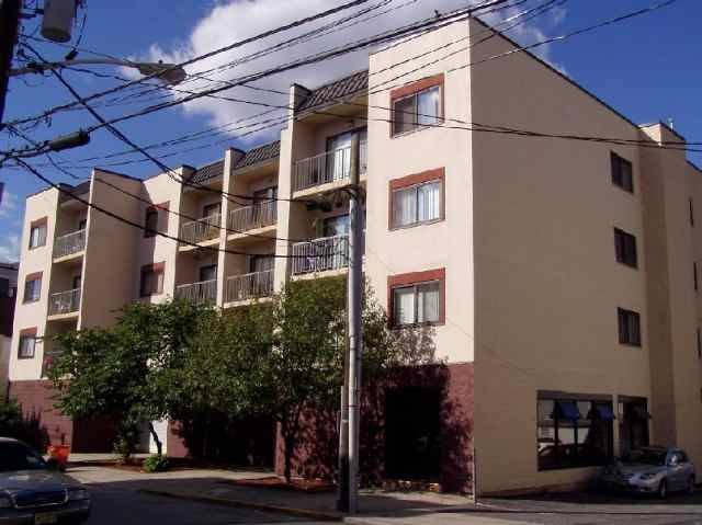 Relatively new building - 1 BR Condo New Jersey