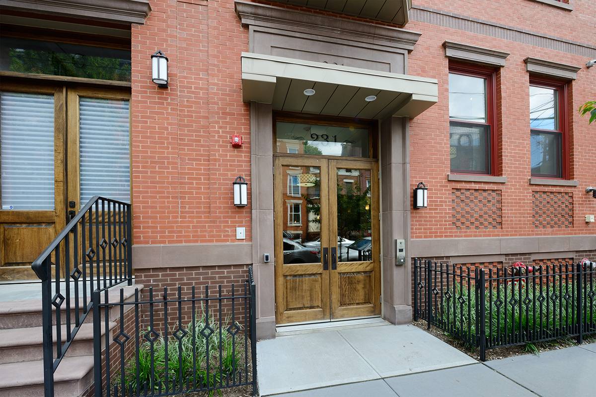 2BR/2BA Condo at The Gannon in Downtown JC