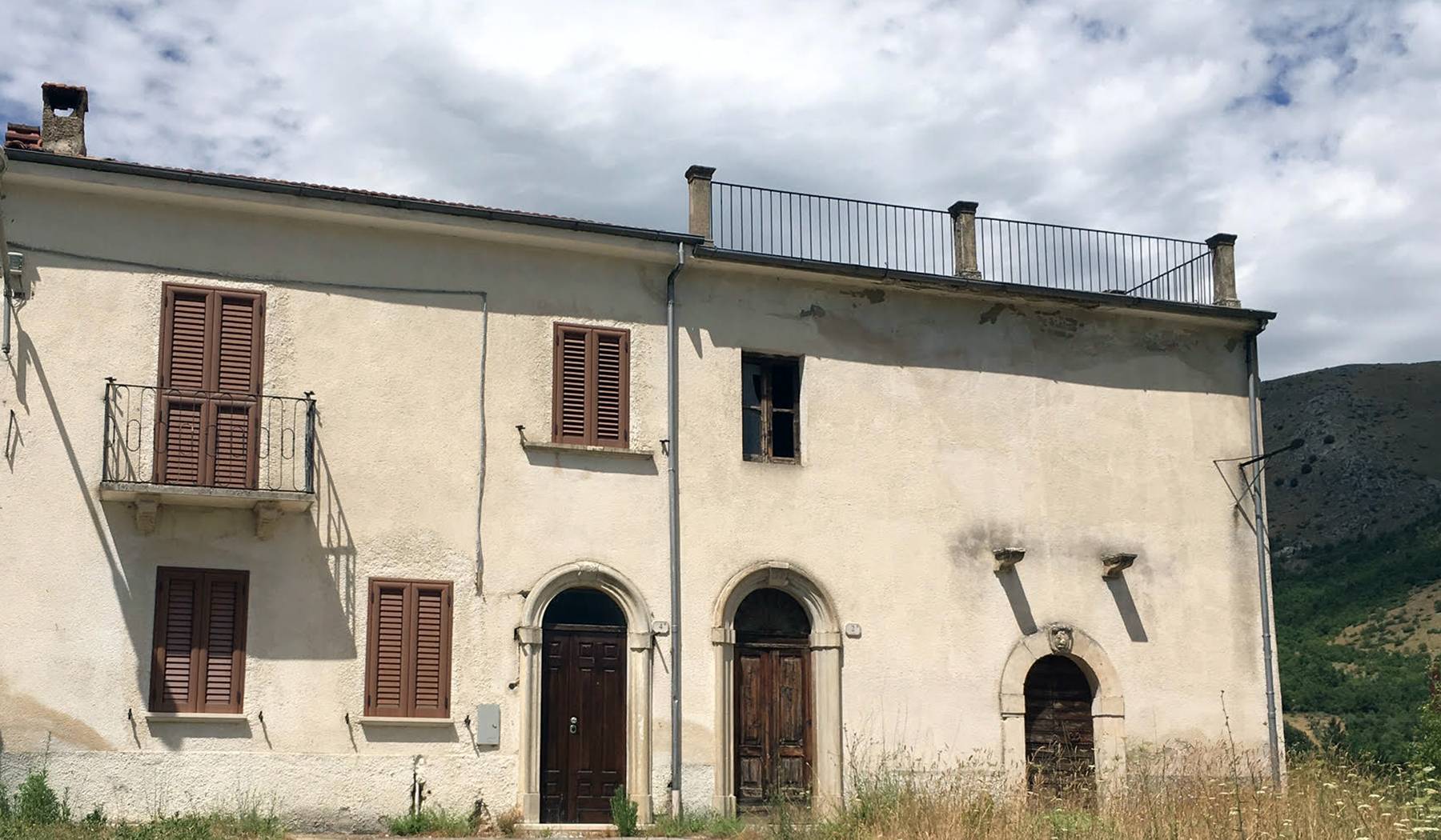 Beautiful Vacation home for Sale in Pettorano Sul Gizio, Abruzzo 2 hours from  Rome and Le Marche