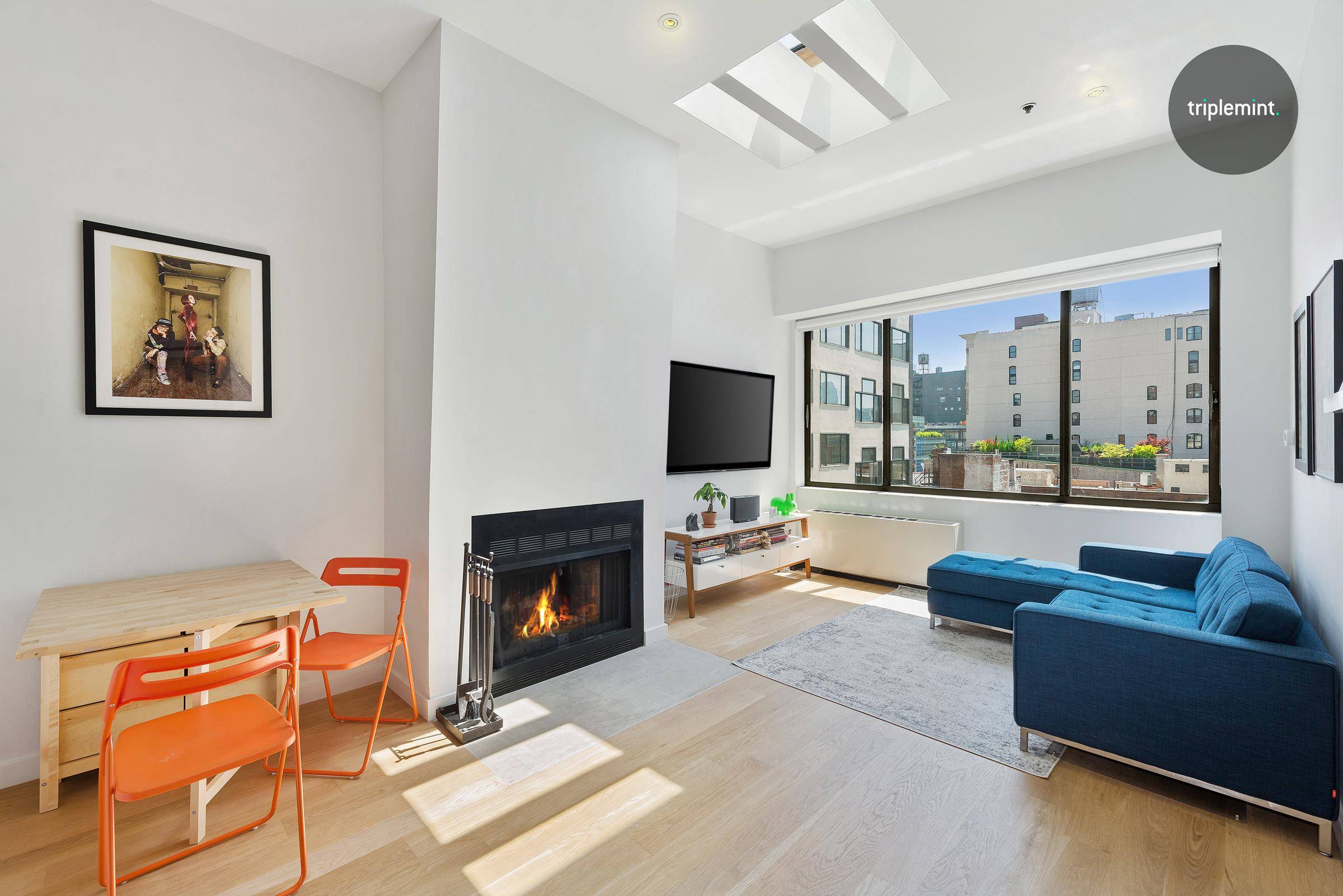 Bleecker Court is known for it's beautiful blend of New York City's old and new and Apartment 917N, the brand new listing in the complex, is the perfect reflection of ...