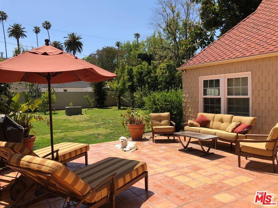 Located in the prime Beverly Hills flats section - 4 BR Single Family Beverly Hills Flats Los Angeles