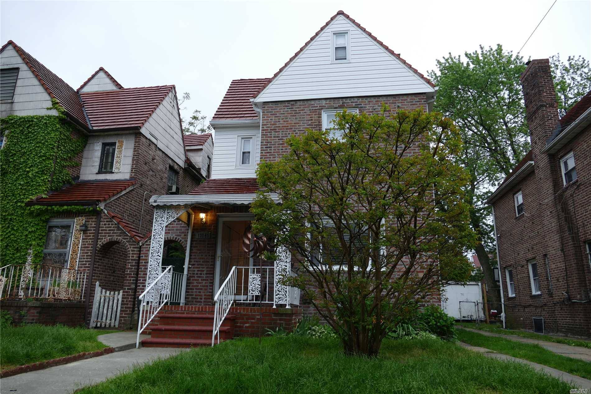 227th 4 BR House Forest Hills LIC / Queens