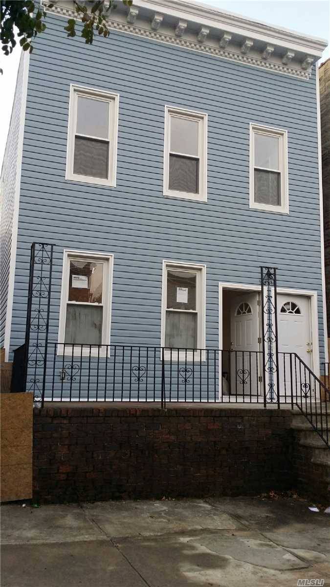 4 BR House Jackson Heights LIC / Queens
