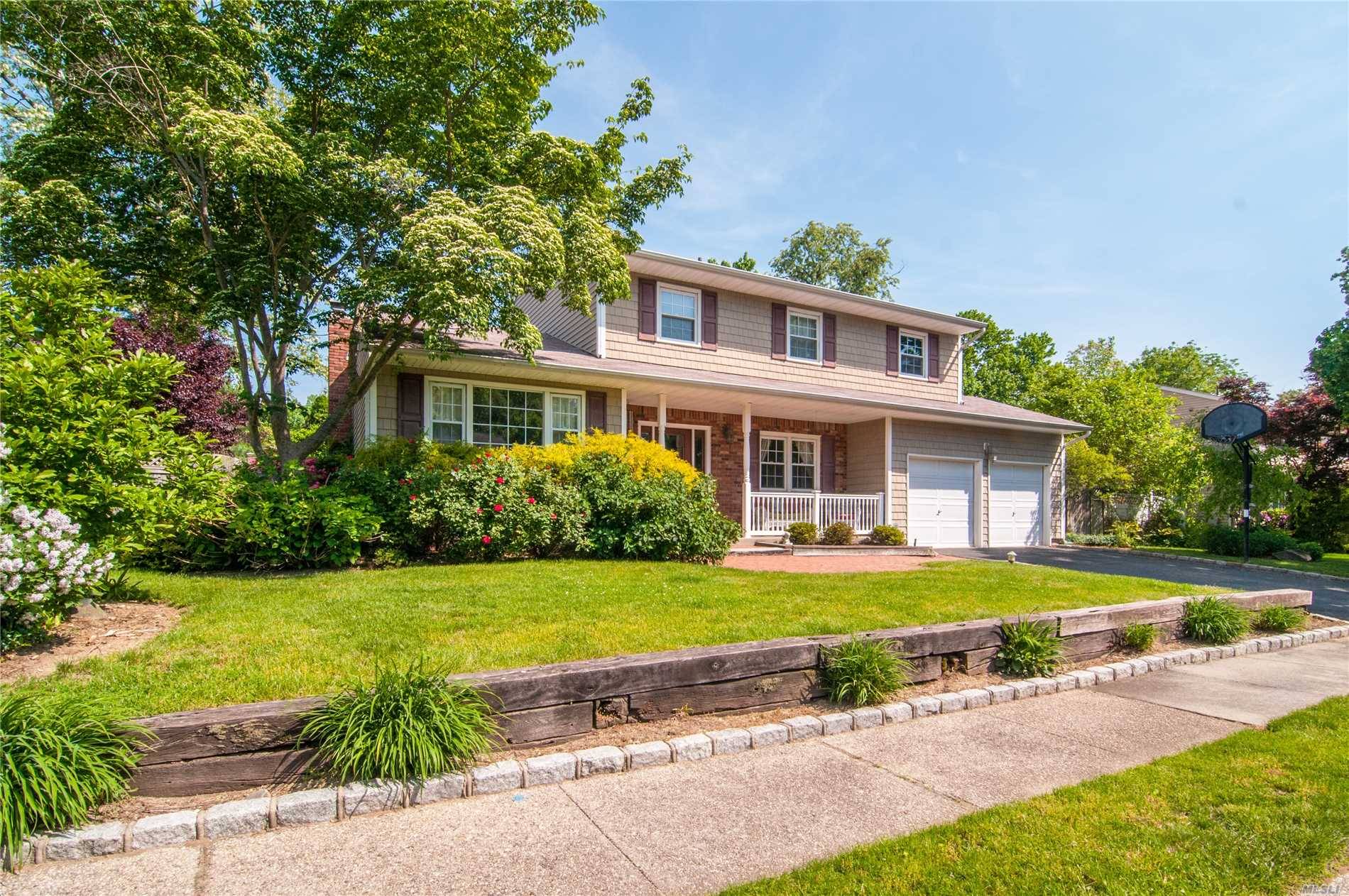 Move Right Into This Beautiful Updated Ctr Hall Colonial In Harborfields S.