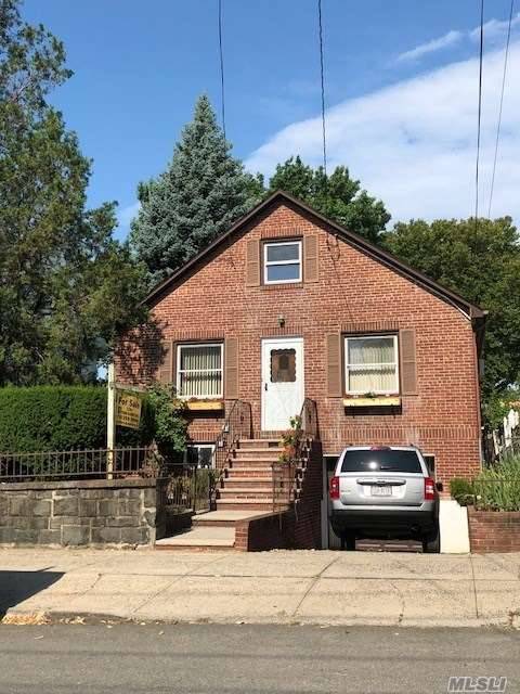 College Point 3 BR House Flushing LIC / Queens