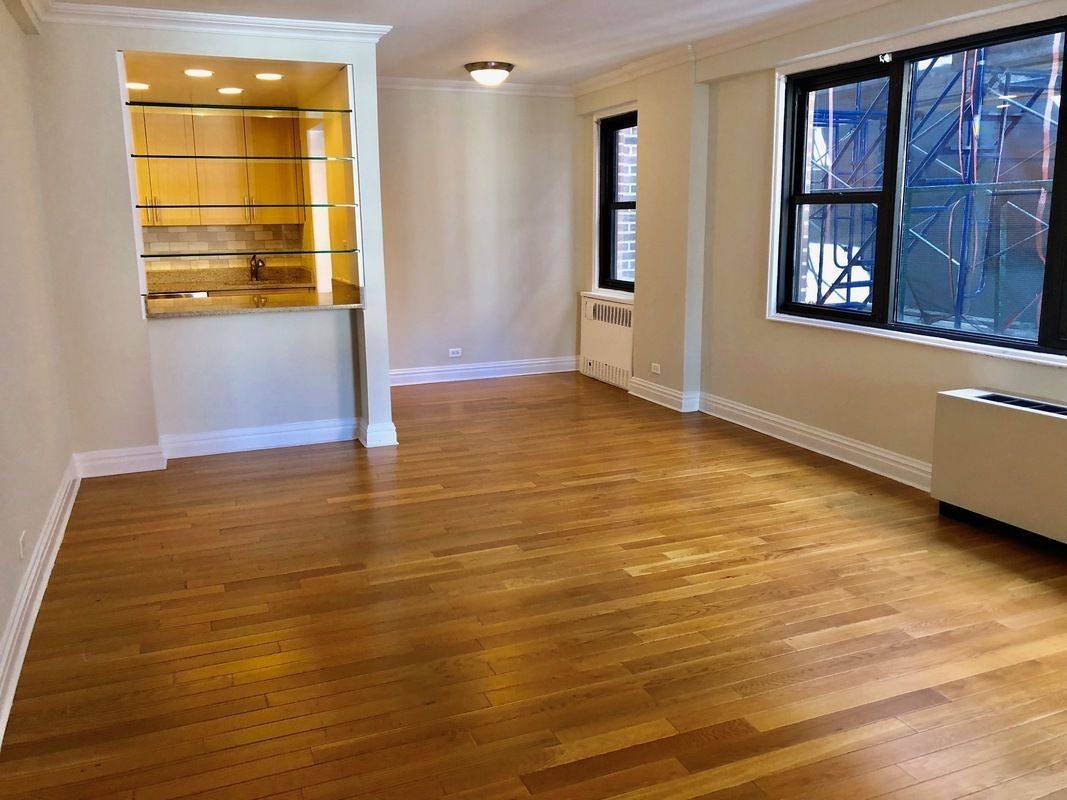 Luxury 1 Bedroom**Brand New Gym**Seconds from Bryant Park**Murray Hill