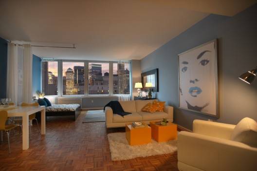 Spacious Studio in the financial District
