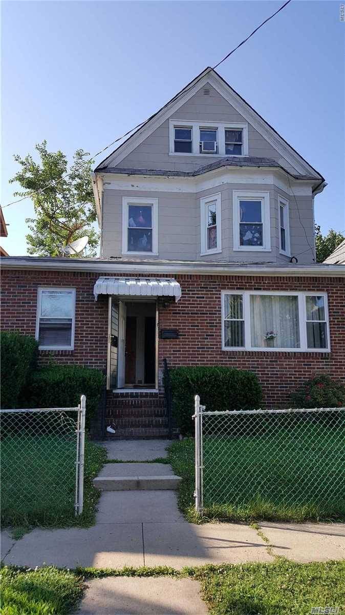 Delaware 3 BR House Flushing LIC / Queens