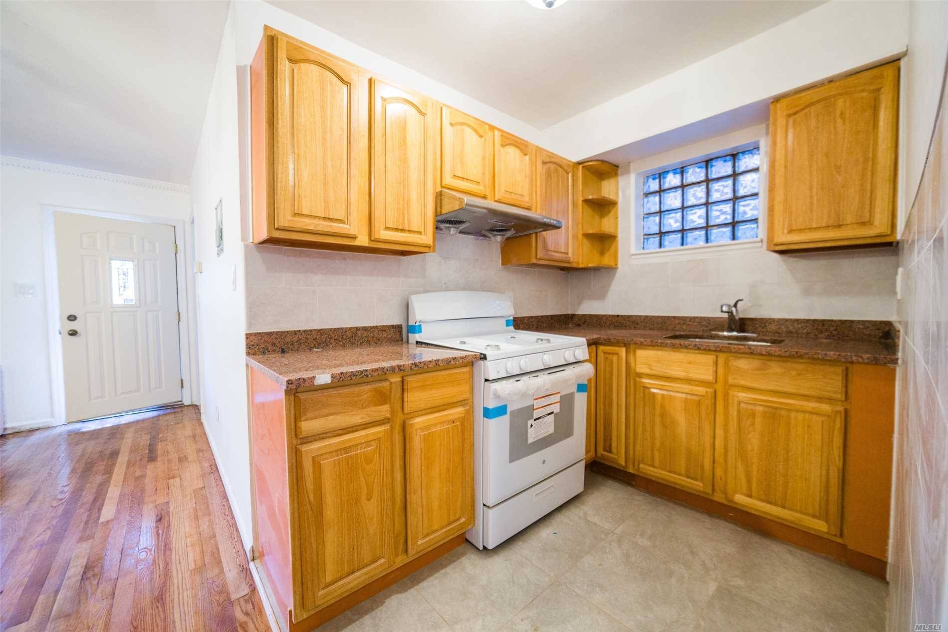 3 BR House Woodhaven LIC / Queens