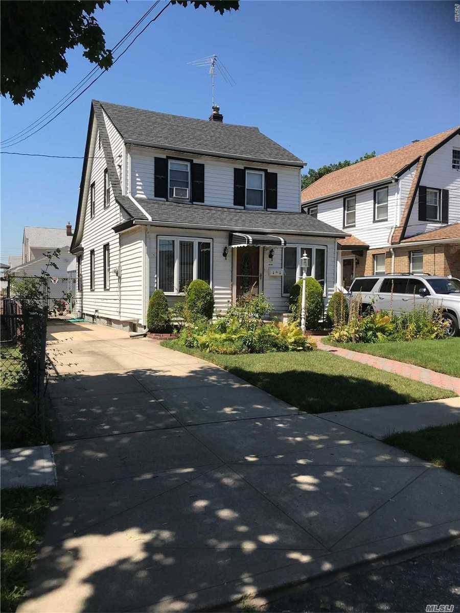216th 3 BR House Jamaica LIC / Queens